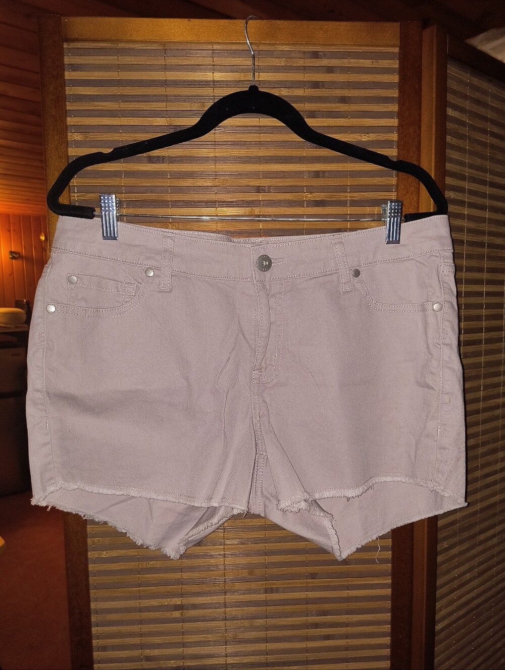 Torrid Cloud Grey Blush Pink Mid Rise Cutoff Shorts 10
